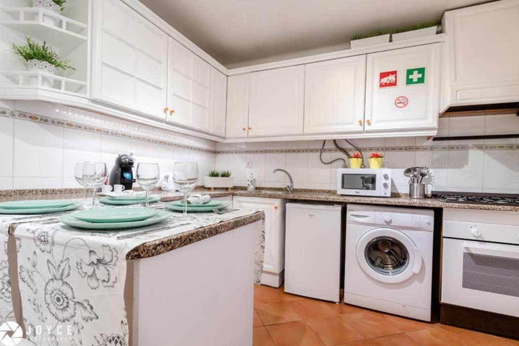 Lovelisbonapartments Cosy Apartment In Alfama ภายนอก รูปภาพ